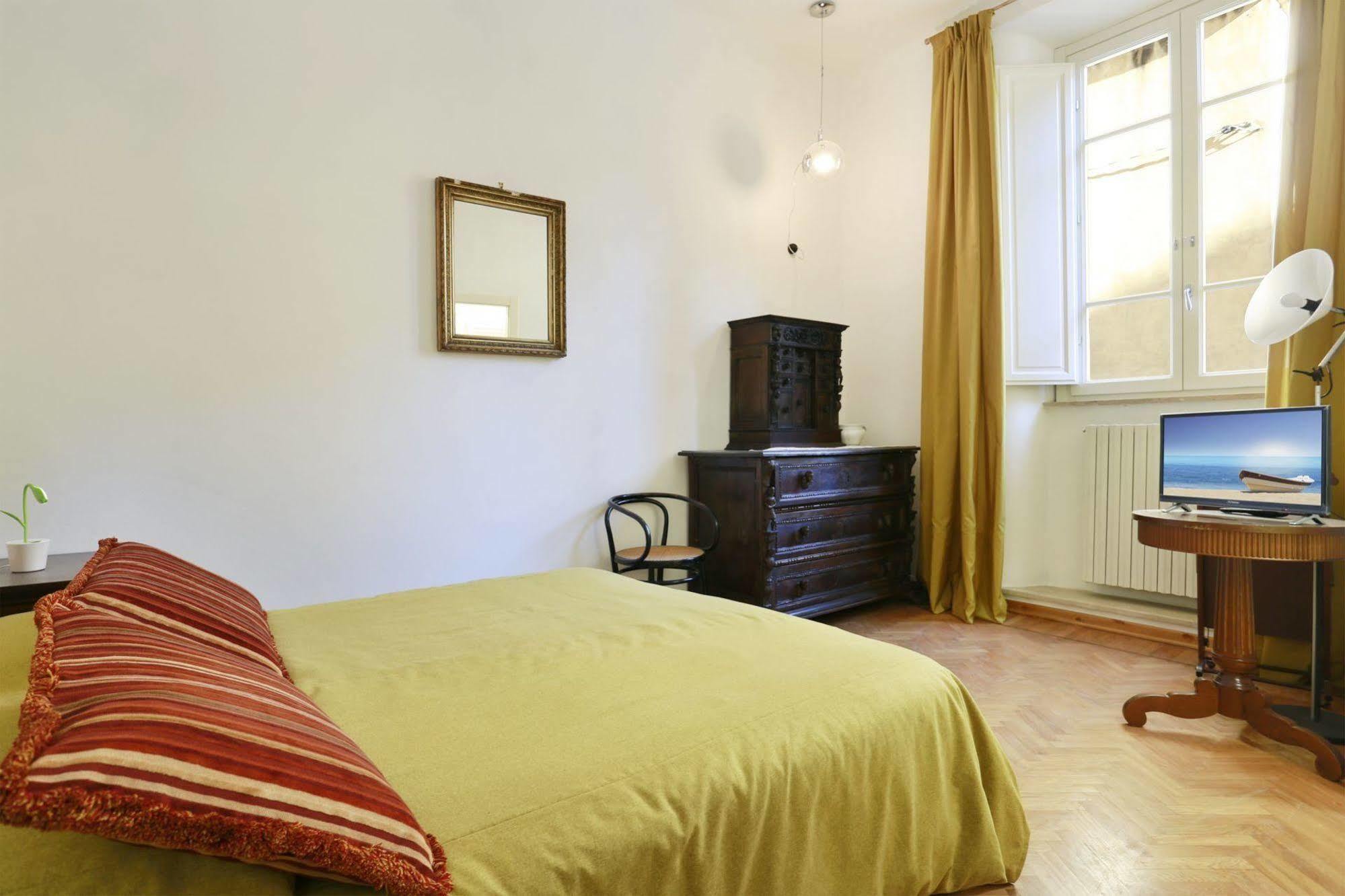 B&B Pergola House Лукка Екстер'єр фото